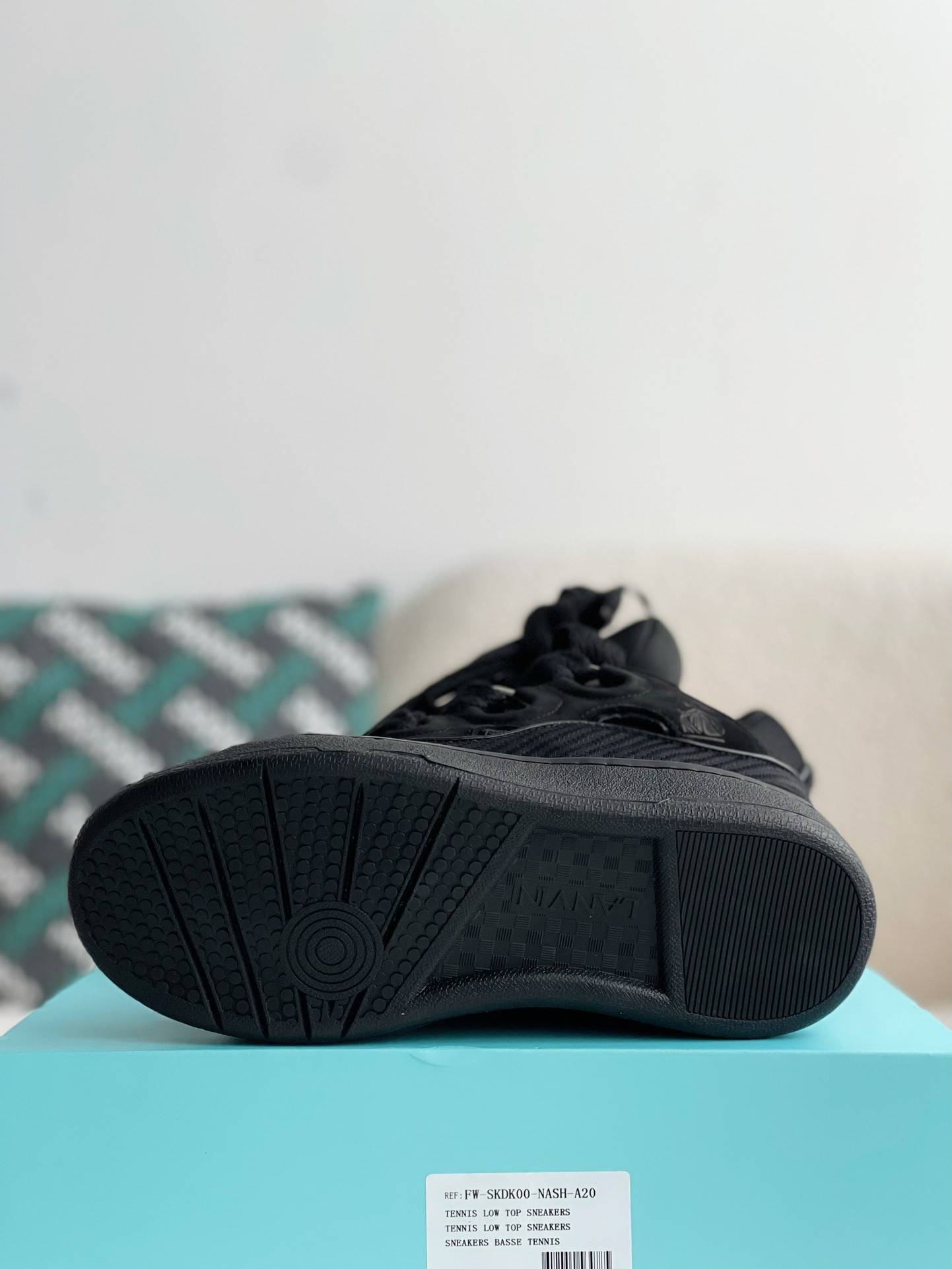 LA*N Sneaker