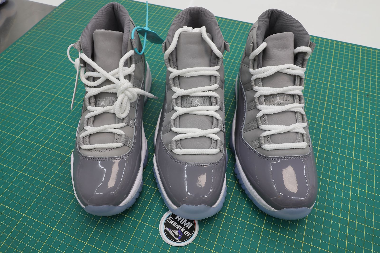 AIR JORDAN 11 RETRO