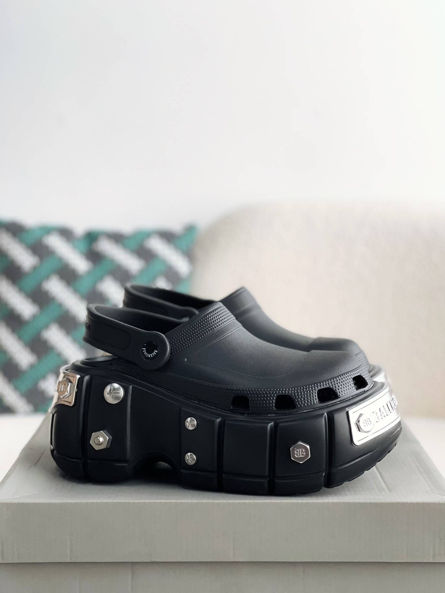 BLCG Crocs