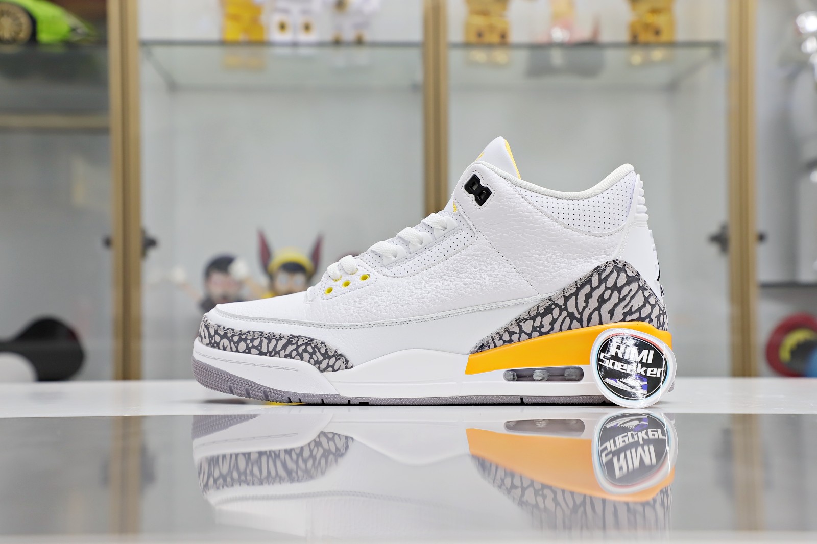 WMNS AIR JORDAN 3 RETRO