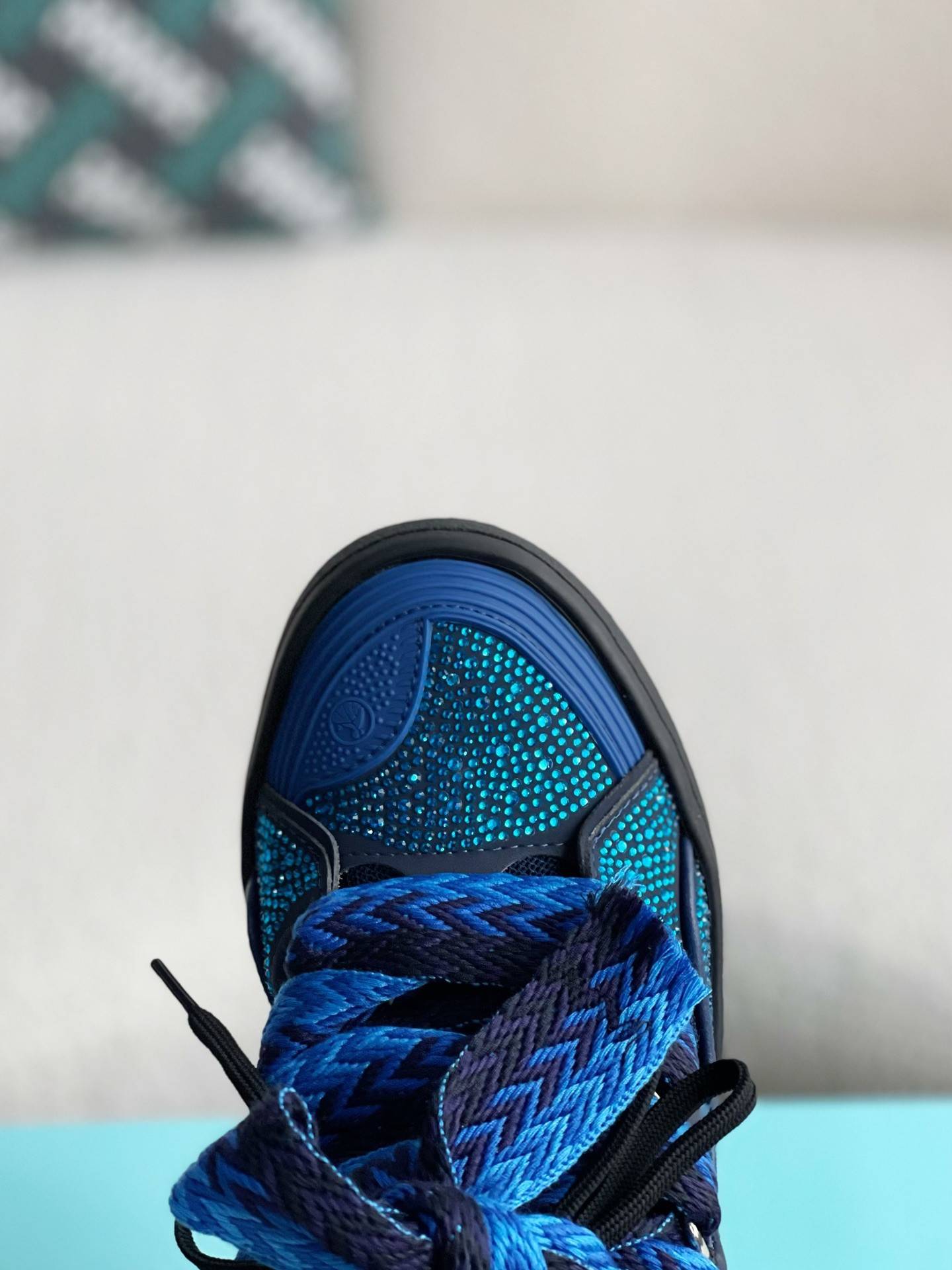 LA*N Sneaker