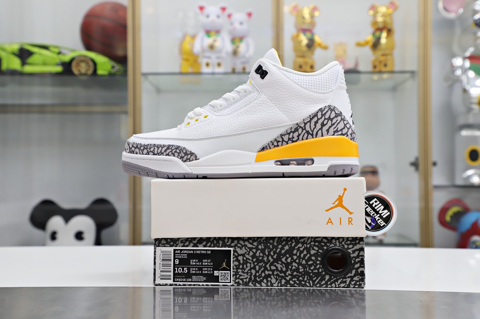 WMNS AIR JORDAN 3 RETRO