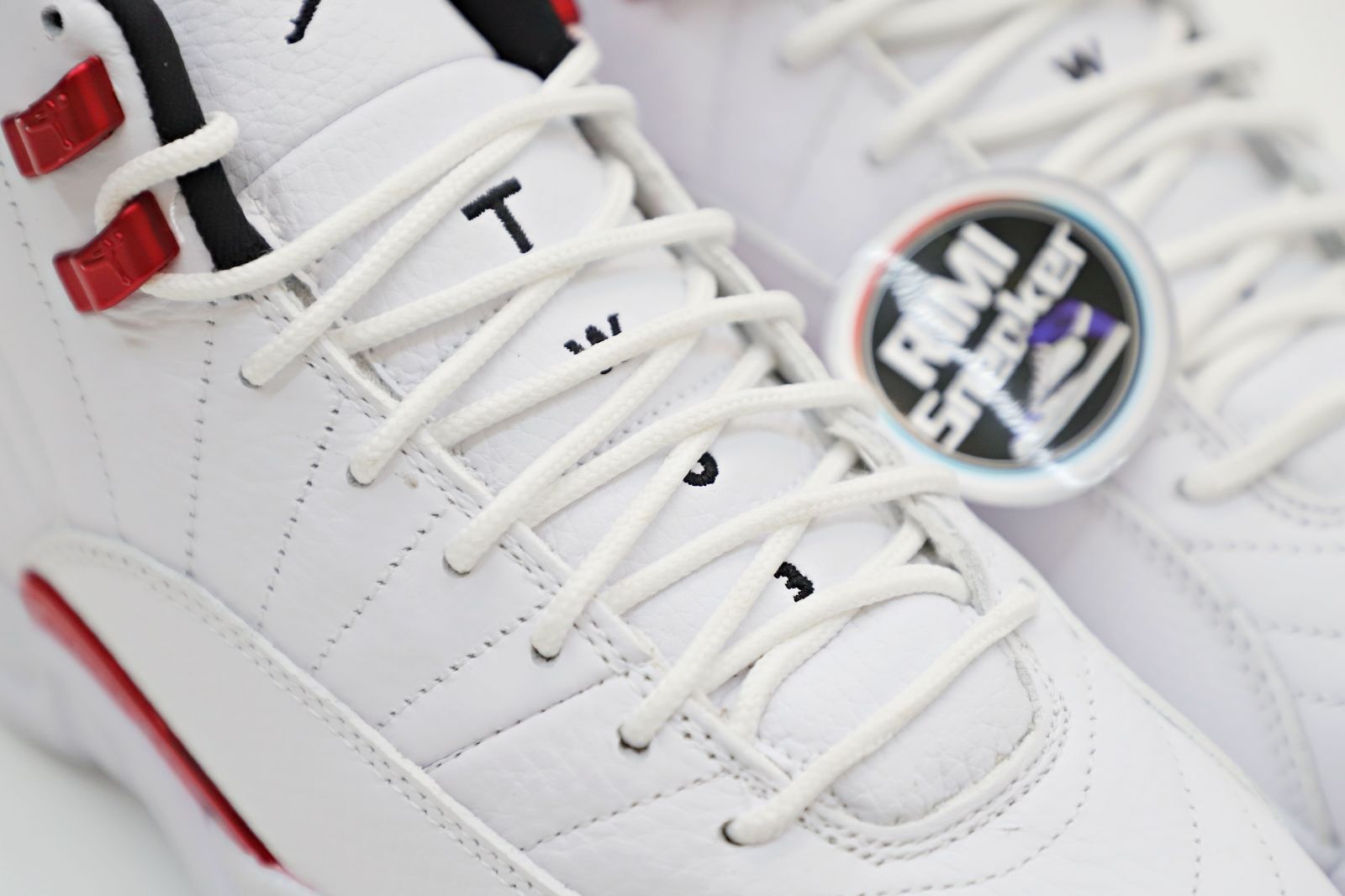 AIR JORDAN 12 RETRO