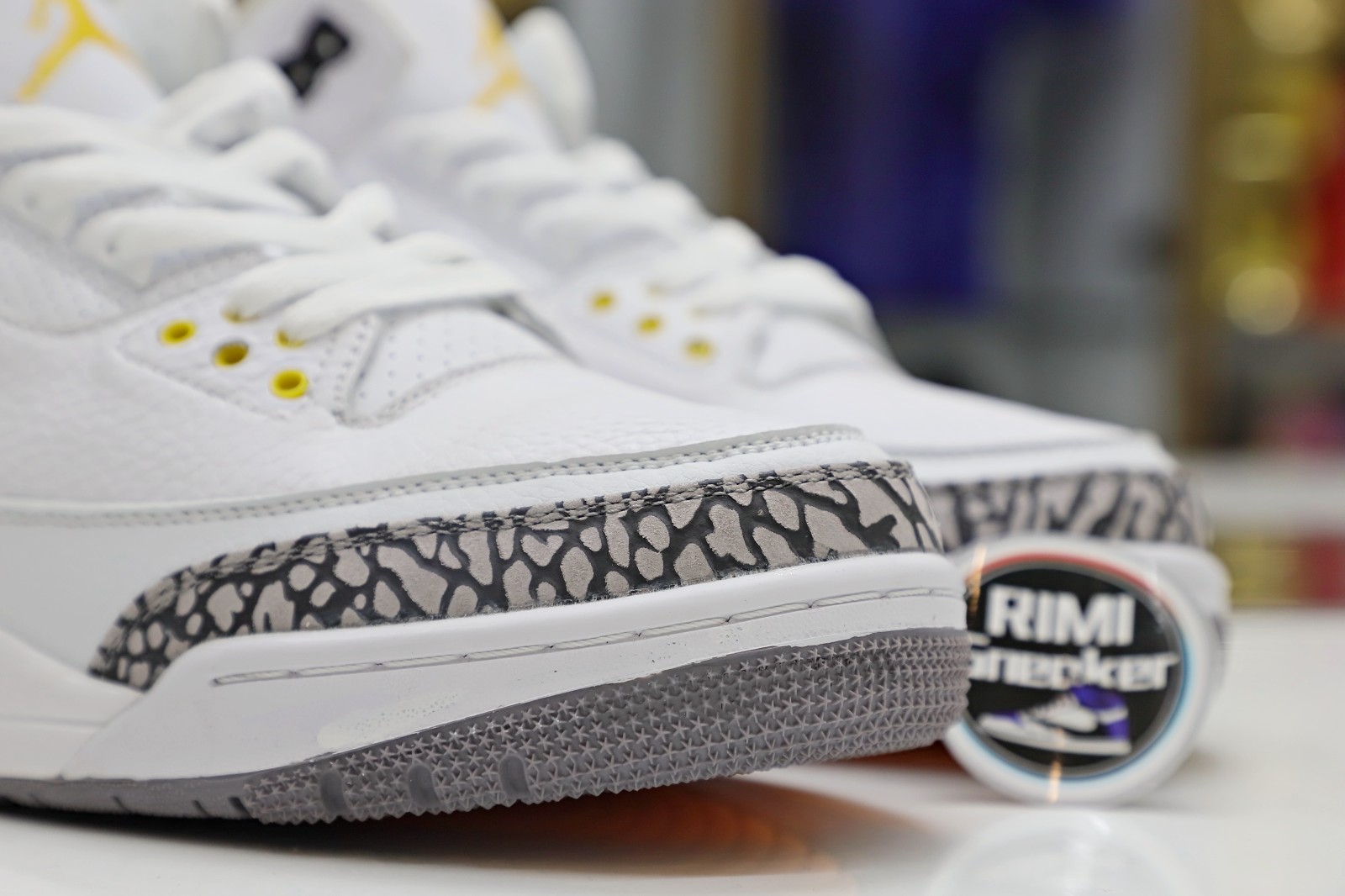 WMNS AIR JORDAN 3 RETRO