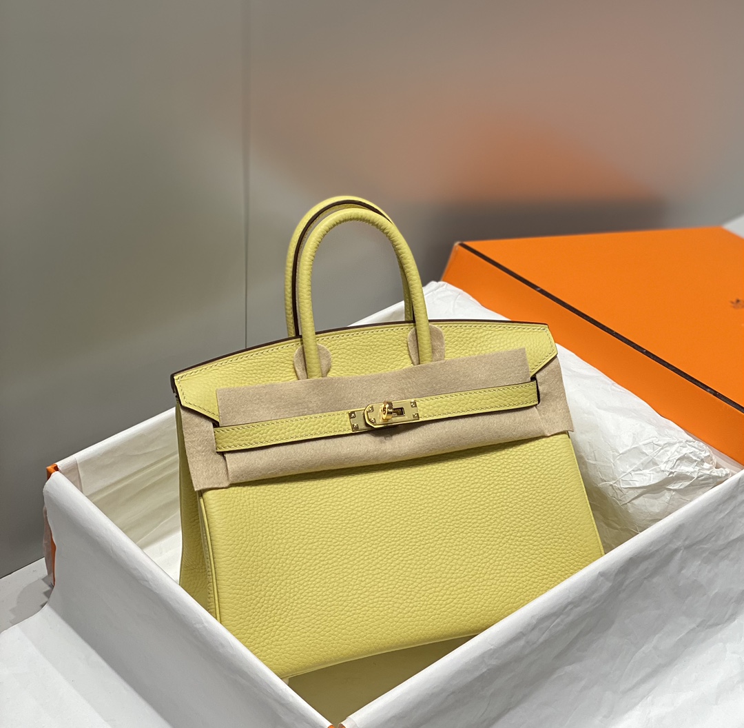 Hermès Birkin Bag Chicken Yellow Size: 25cm
