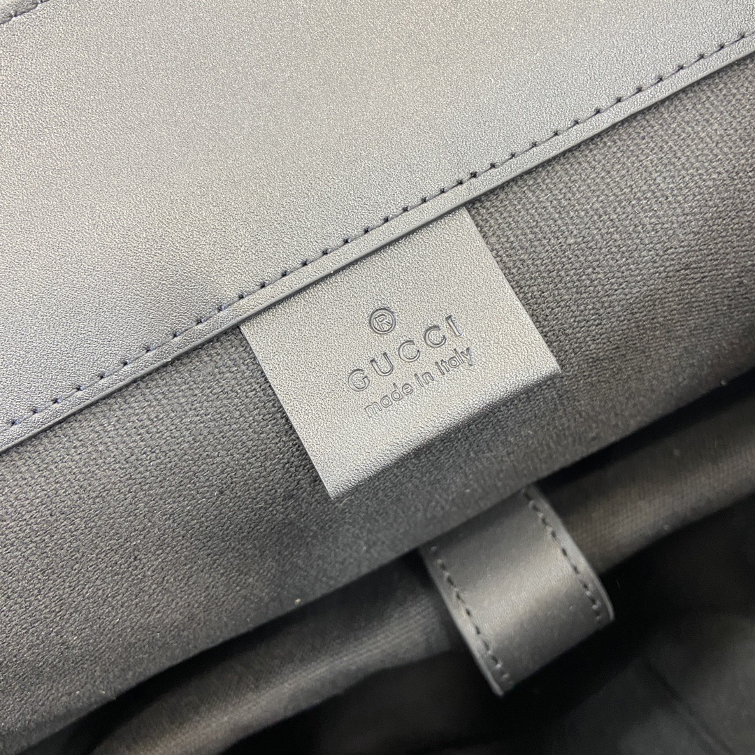 Gucci Backpack Model: 495563. Size: 34*42*16cm