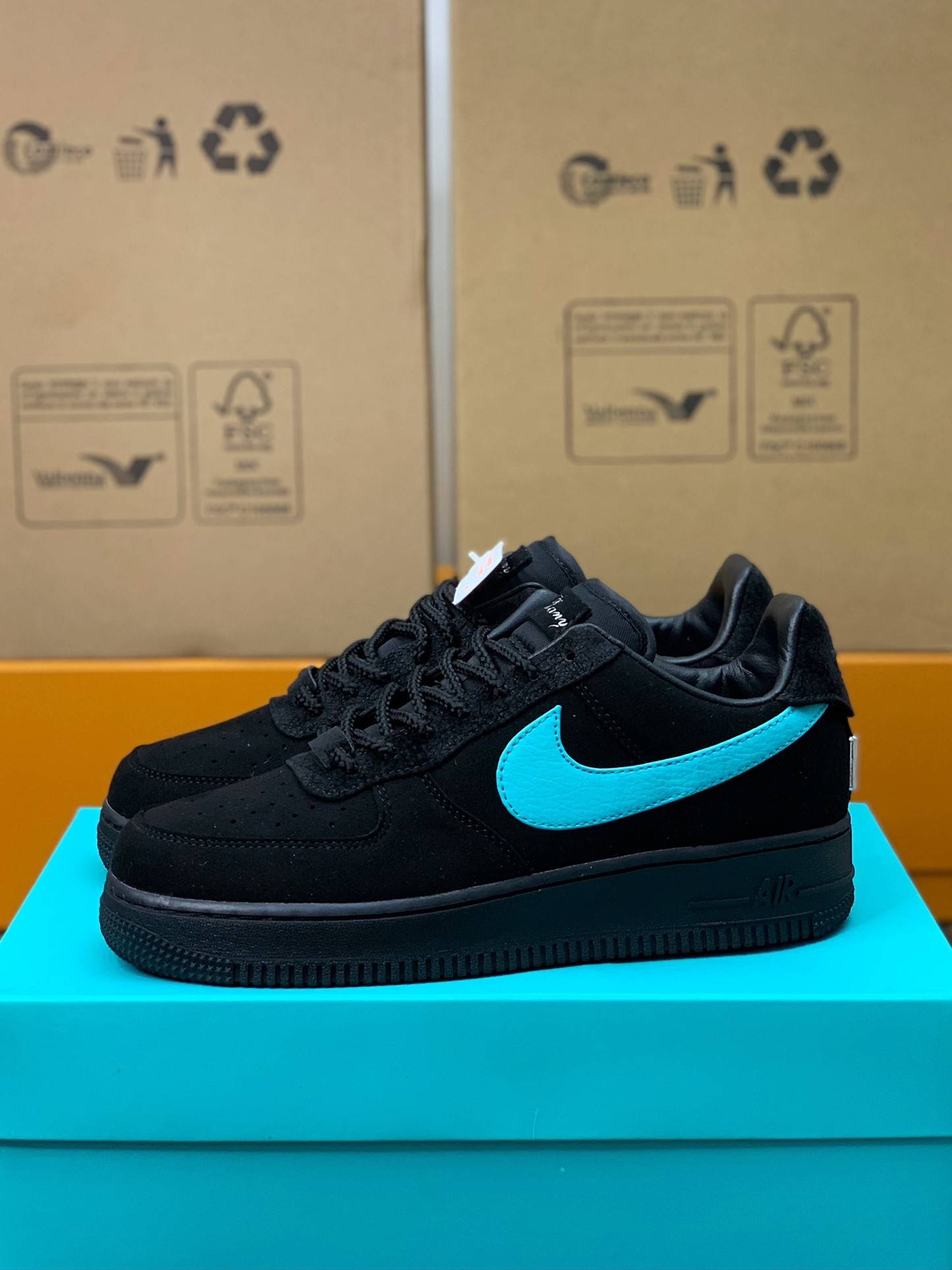 NIKE Air Force 1 Low Tiffany &amp; Co. Sneakers