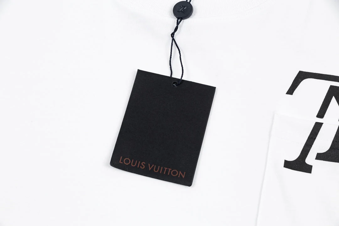 Pocket Reverse Letter Print T Shirt