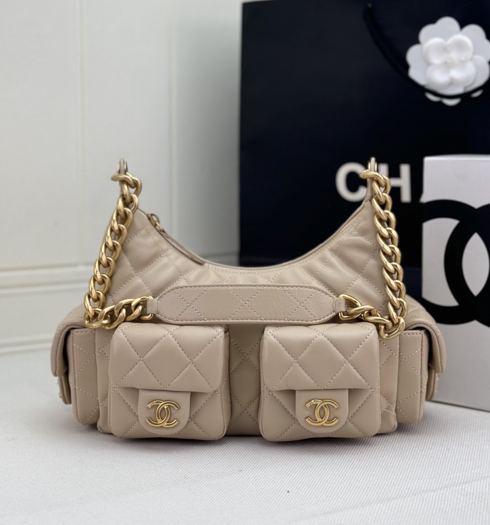 Chanel 2025ss Hobo Bag 33×30×15cm