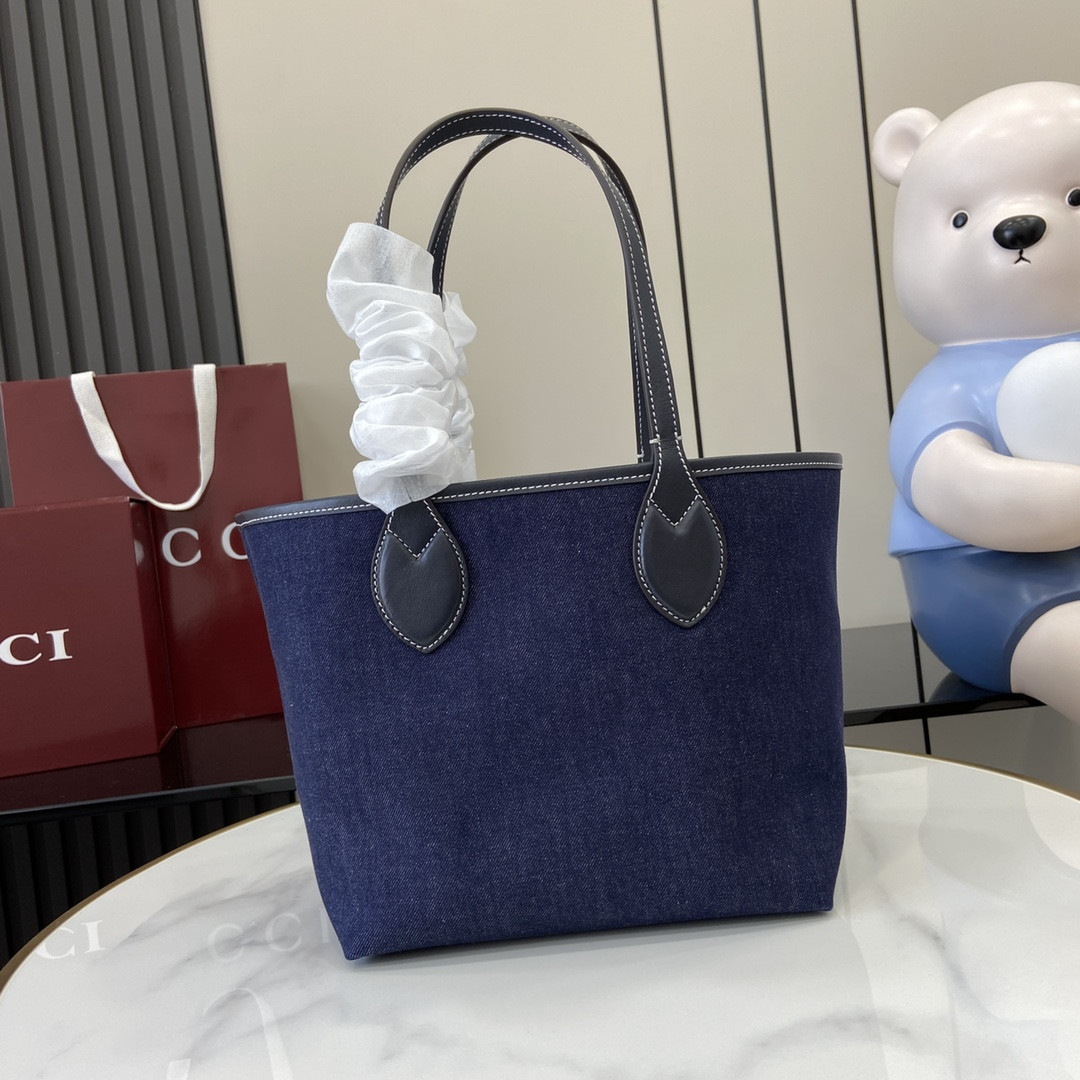 Gucci Totissima Tote Bag