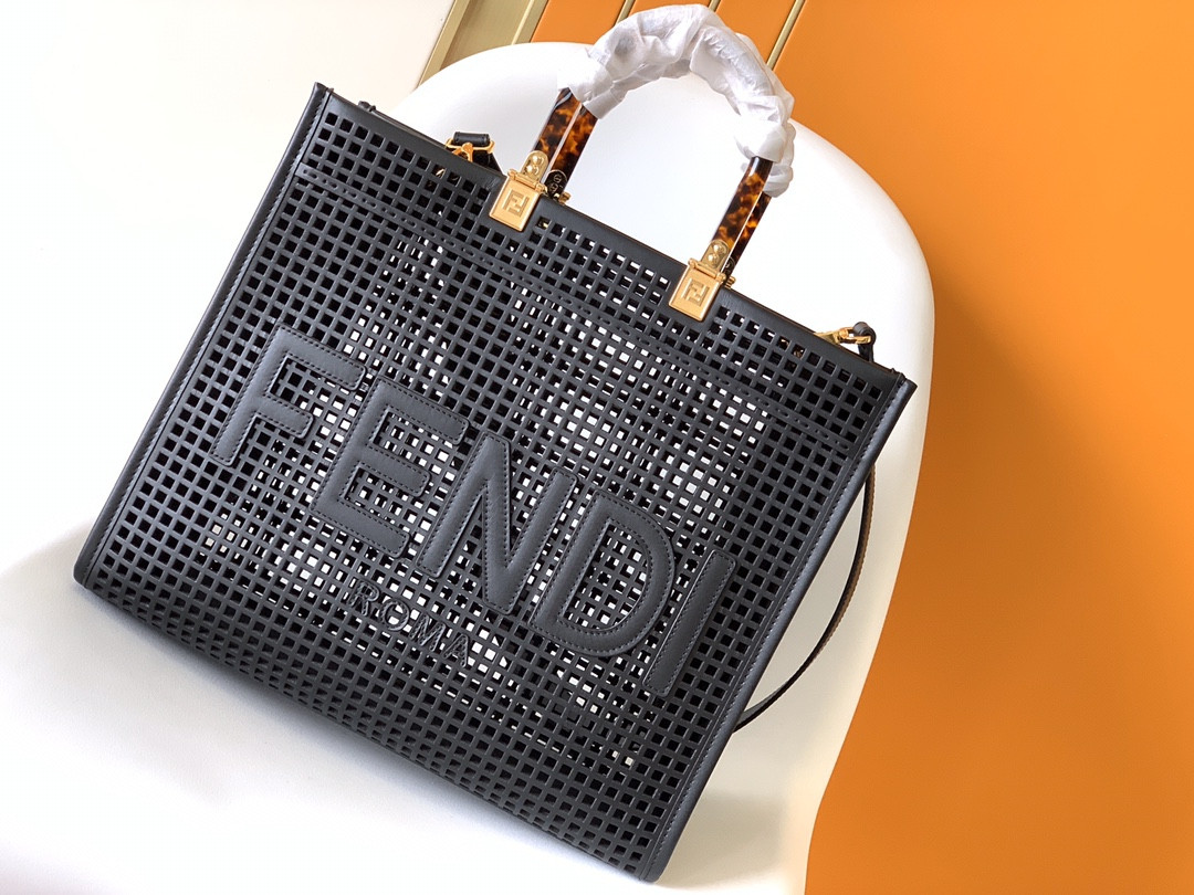 FENDI SUNSHINE SHOPPER TOTE