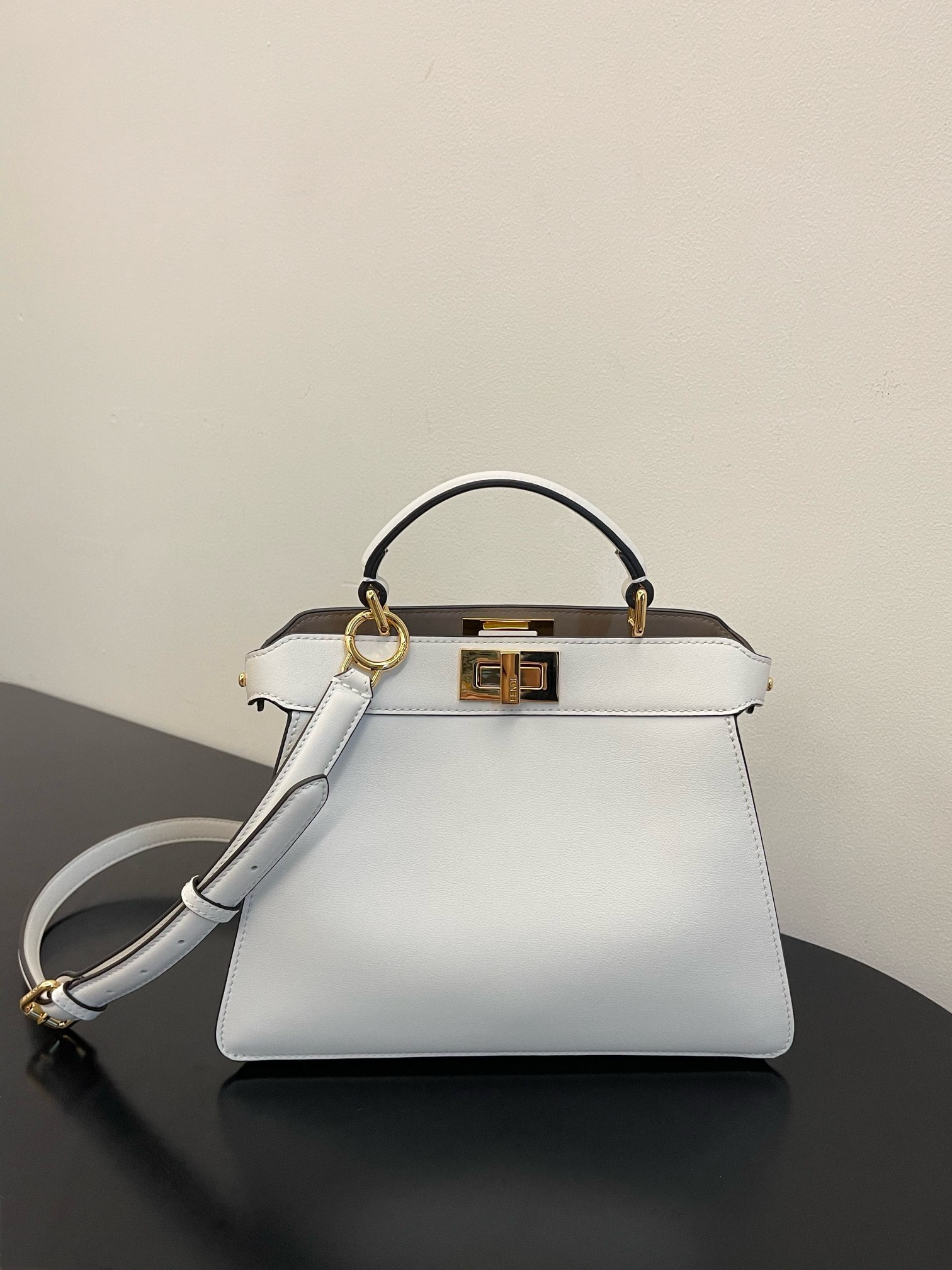 Fendi Peekaboo Iseeu Small
