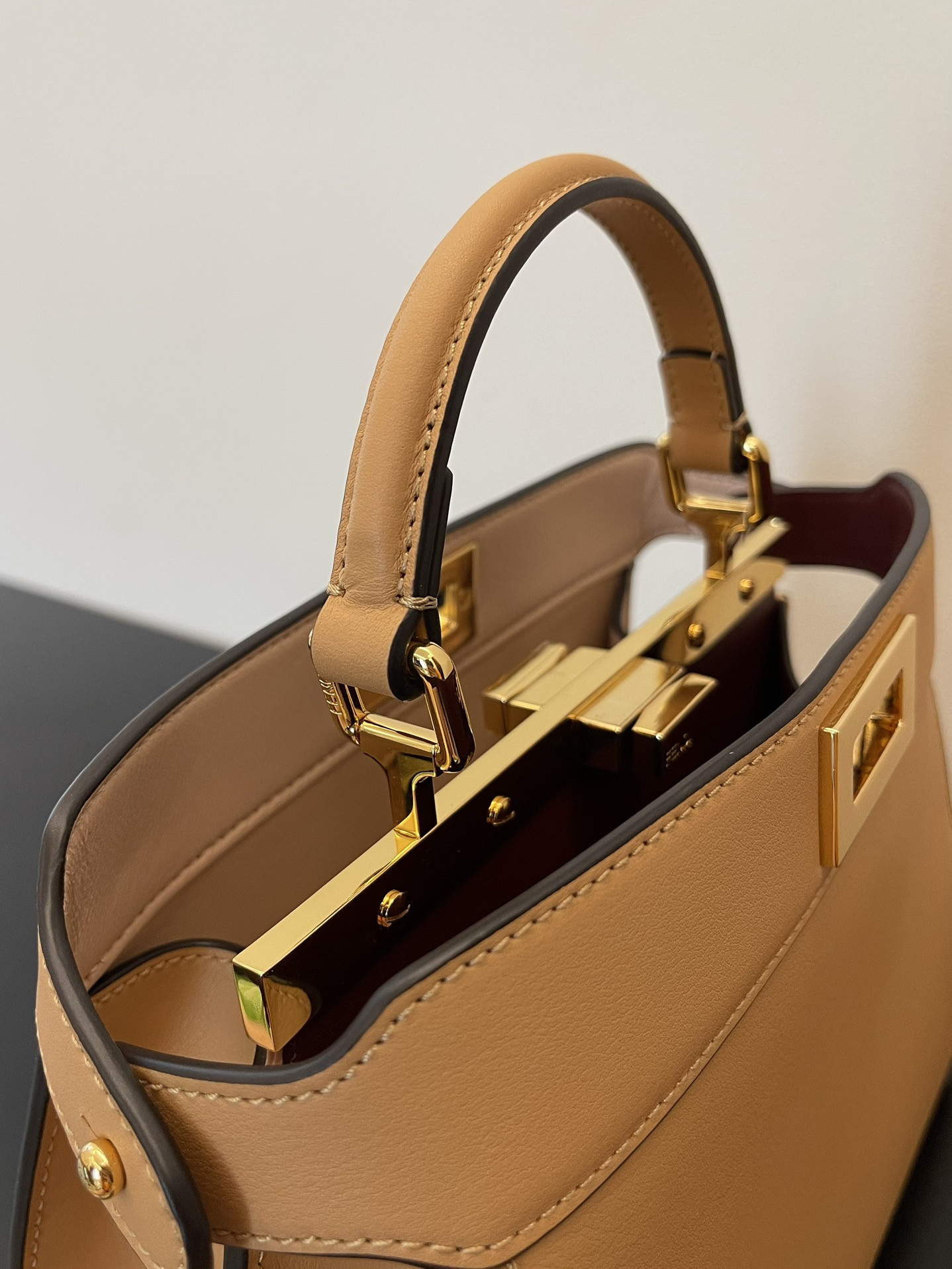 Fendi Peekaboo Iseeu Small
