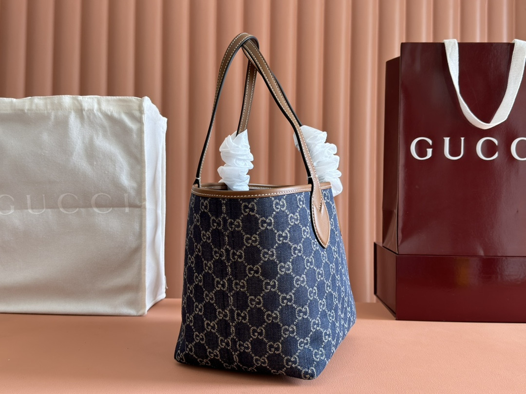 Gucci Totissima Tote Bag