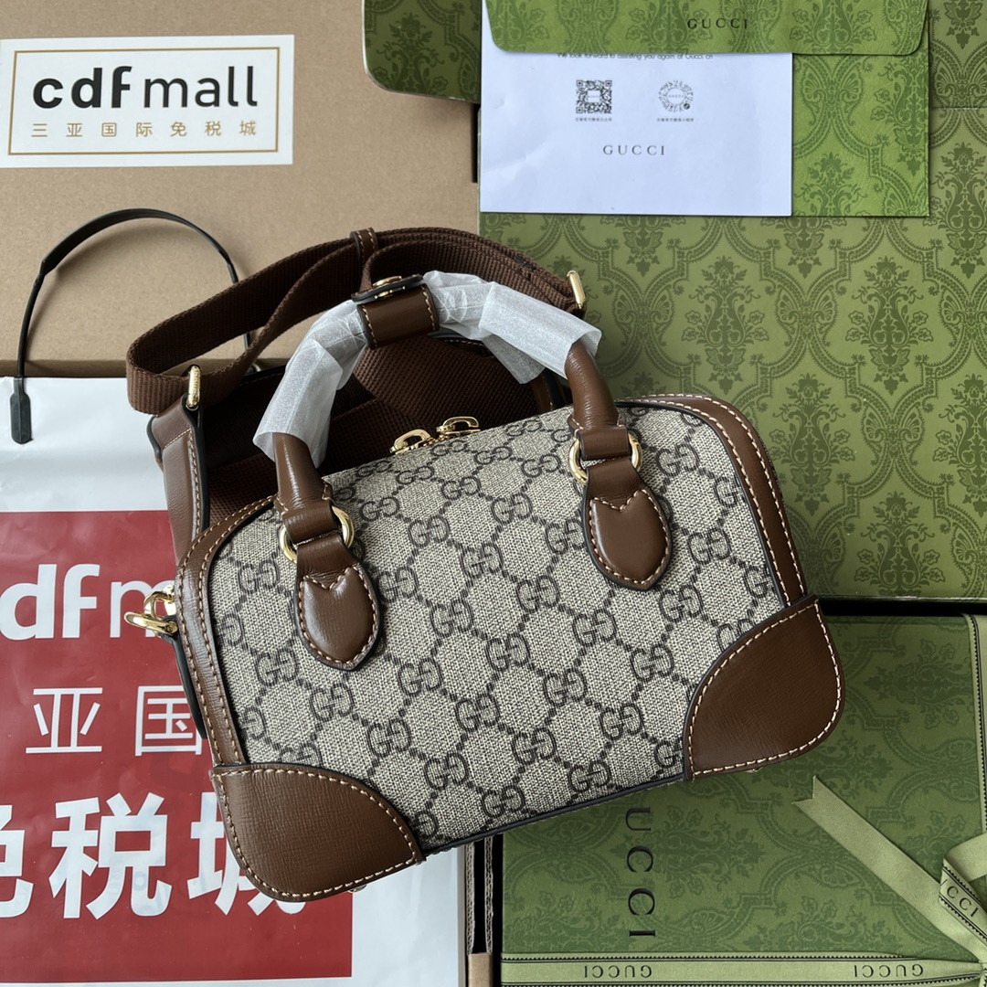 Gucci Small Duffle Bag With Interlocking G