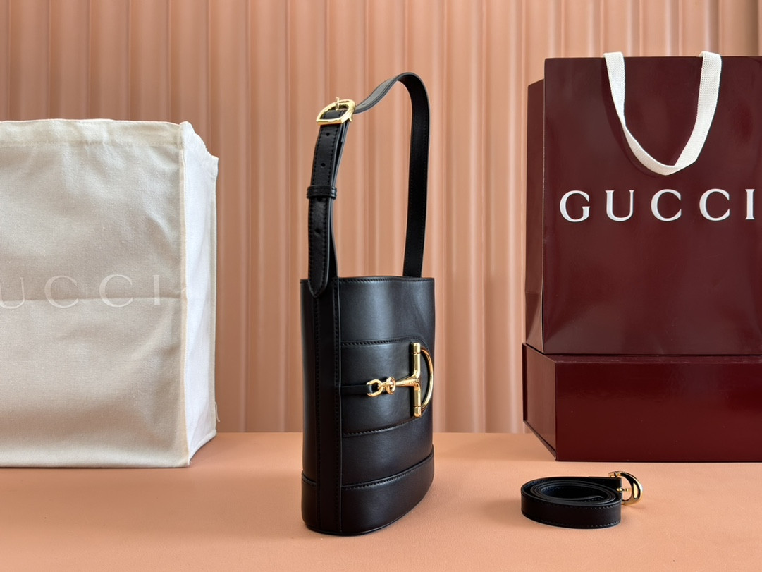 Gucci 2025 Spring/summer Collection Mini Bucket Bag
