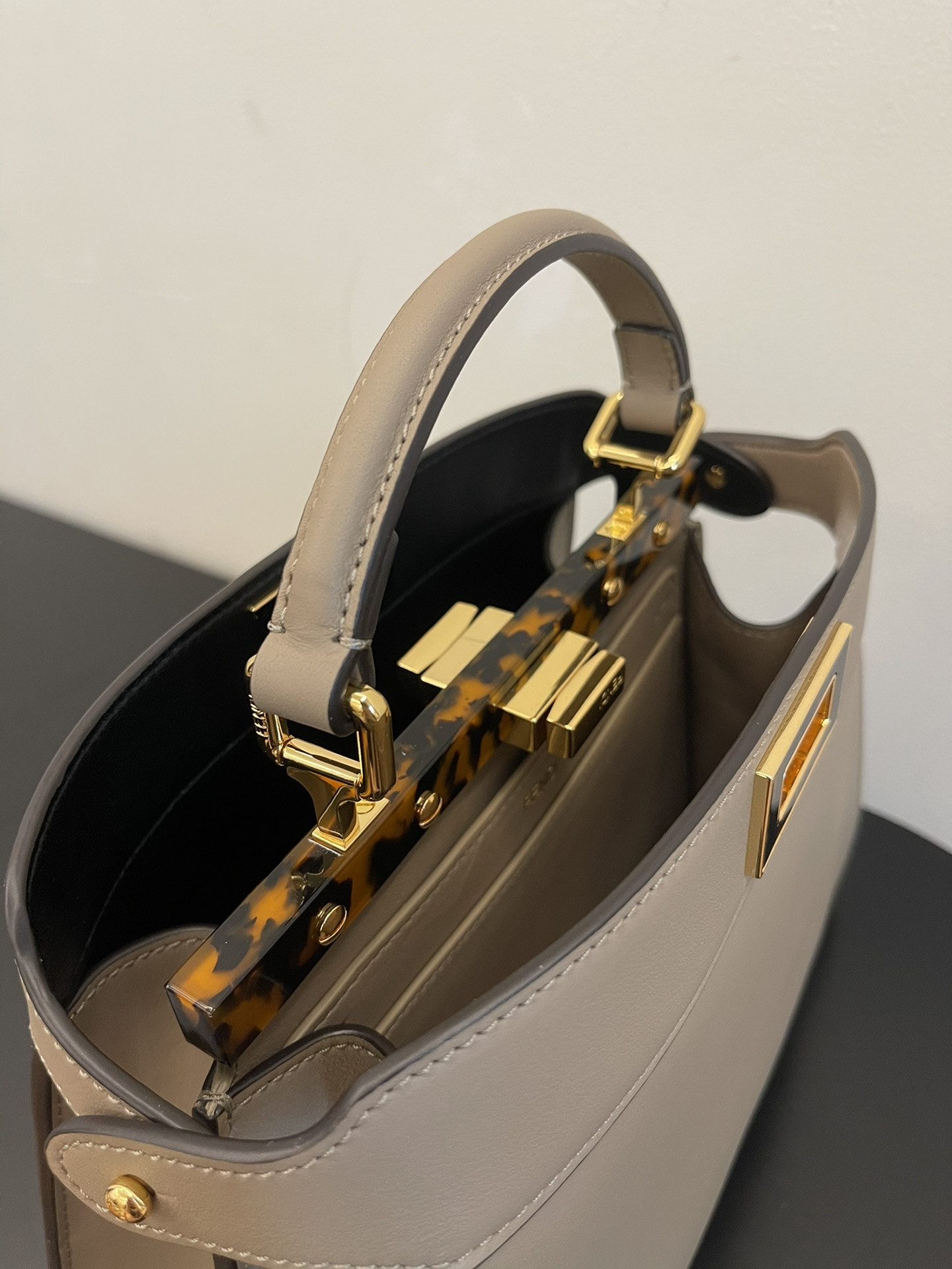 Fendi Peekaboo Iseeu Small