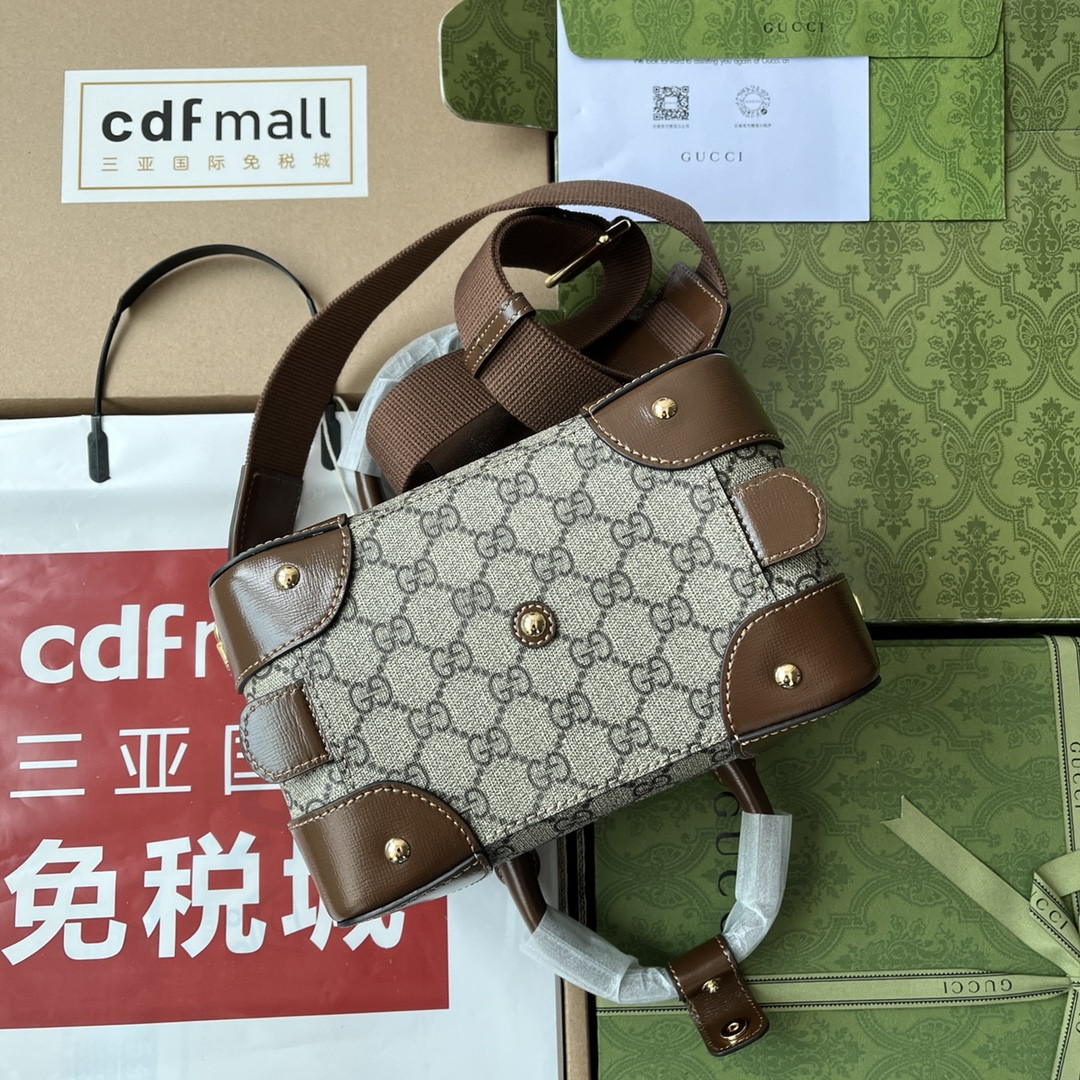 Gucci Small Duffle Bag With Interlocking G